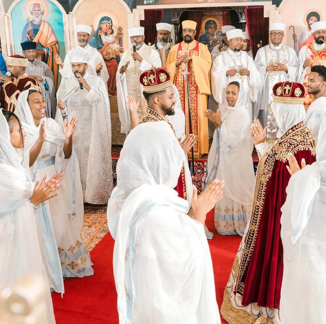 Outdoor reception under string lights